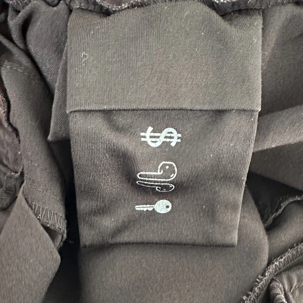 FIGS Men’s Jogger Scrub Pants Black Size S Durable Technology Medical Workwear.